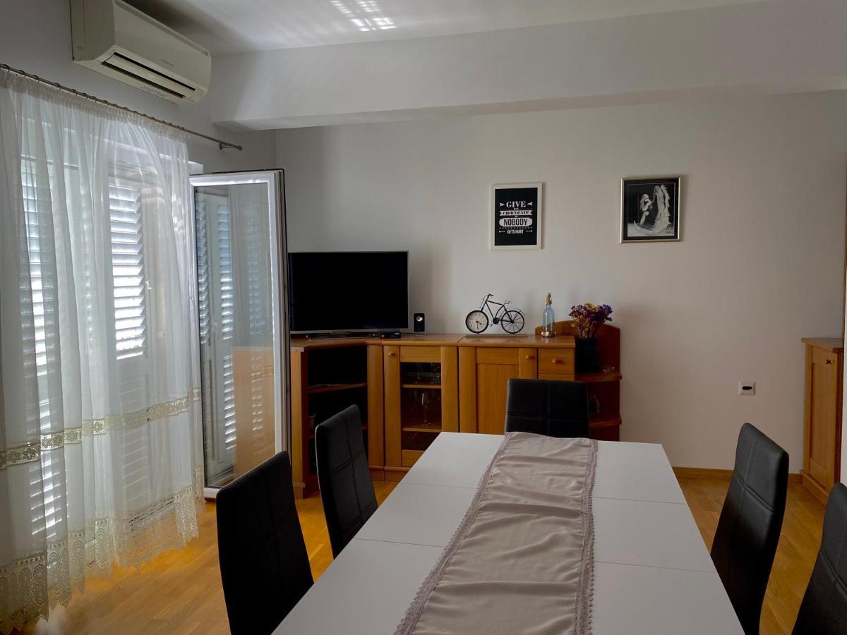 Apartman Nives Daire Trogir Dış mekan fotoğraf