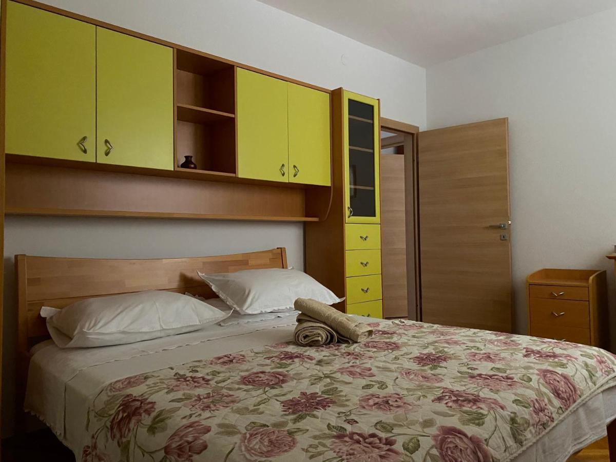 Apartman Nives Daire Trogir Dış mekan fotoğraf