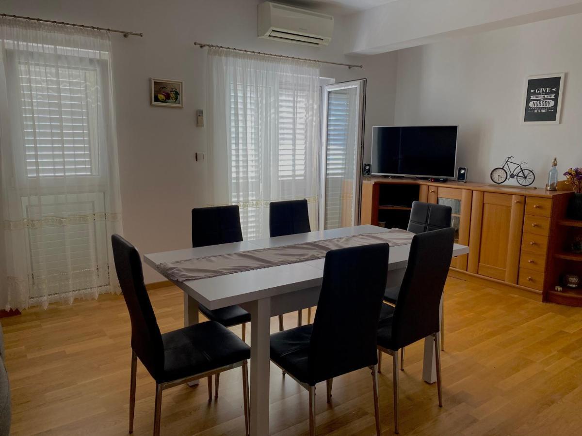 Apartman Nives Daire Trogir Dış mekan fotoğraf